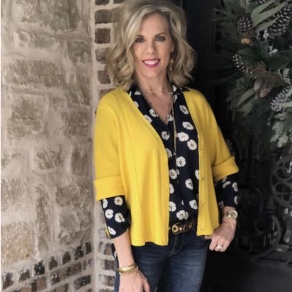 Cabi Sunny Sweater (style 5637) - Picture 9 of 10